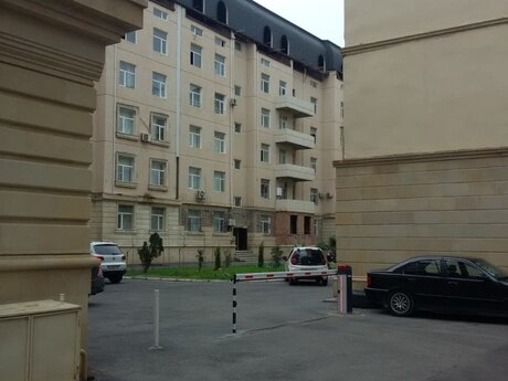 5 otaqlı yeni tikili - Bayıl q. - 230 m²