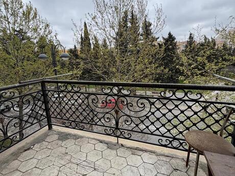 2 otaqlı köhnə tikili - Bakıxanov q. - 60 m²