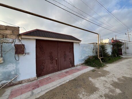 4 otaqlı həyət evi/bağ evi - Bülbülə q. - 90 m²