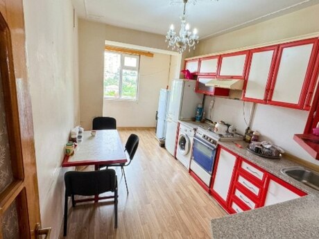 2 otaqlı köhnə tikili - Xalqlar Dostluğu m. - 60 m²