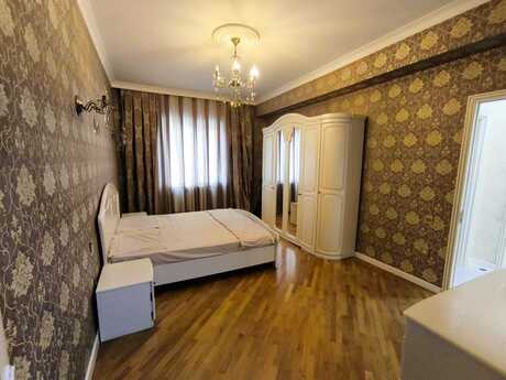 4 otaqlı yeni tikili - Elmlər Akademiyası m. - 135 m²