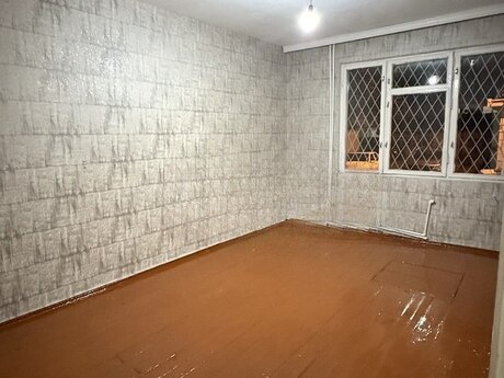 2 otaqlı köhnə tikili - 7-ci mikrorayon q. - 45 m²