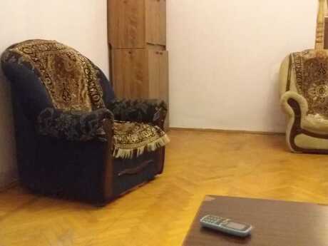 2 otaqlı köhnə tikili - İçəri Şəhər m. - 80 m²