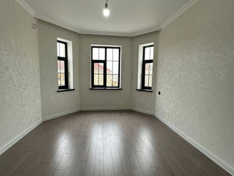 5-комн. дом/дача - Хырдалан - 220 м²