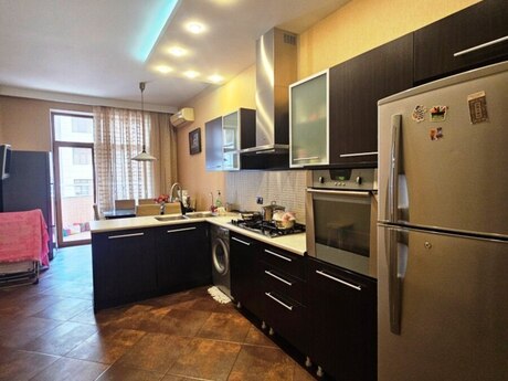 4 otaqlı mənzil, 210 m², Sahil: 1 050 000 ₼ 5