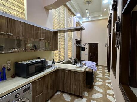 2 otaqlı köhnə tikili - Sahil m. - 89 m²