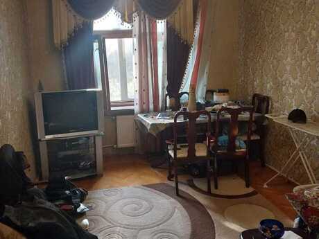 3 otaqlı köhnə tikili - Həzi Aslanov m. - 75 m²
