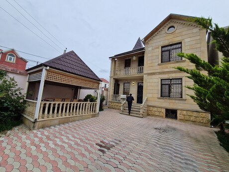 4 otaqlı həyət evi/bağ evi - Masazır q. - 200 m²