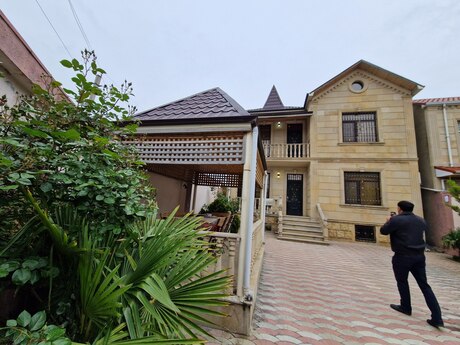 4 otaqlı həyət evi/bağ evi - Masazır q. - 200 m²