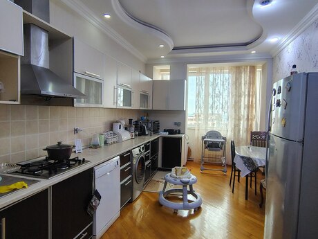 4 otaqlı yeni tikili - Nərimanov r. - 155 m²