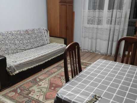 2 otaqlı köhnə tikili - Memar Əcəmi m. - 40 m²
