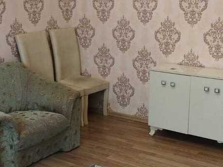 3 otaqlı həyət evi/bağ evi - Azadlıq Prospekti m. - 85 m²