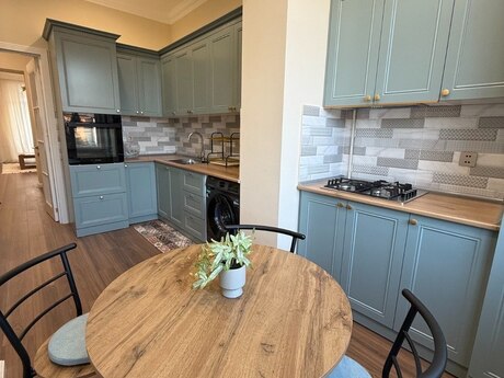 Elan №6086267 - Bakı, Elmlər Akademiyası m., 2 otaqlı, 65 m², 4/4 mərtəbə