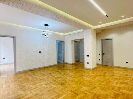 4-room apartment, 117 m², Zümrüd Residence: 475 000 ₼ 2