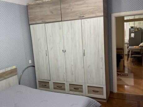 4 otaqlı köhnə tikili - Xalqlar Dostluğu m. - 105 m²