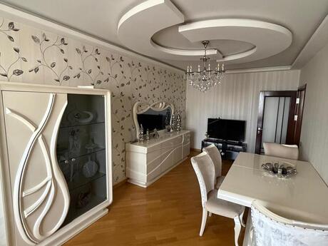 3 otaqlı köhnə tikili - Nəsimi m. - 85 m²