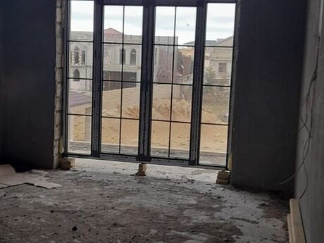 6 otaqlı həyət evi/bağ evi - Badamdar q. - 378 m²