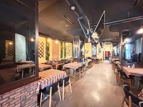 Obyekt - 8 Noyabr m. - 330 m²