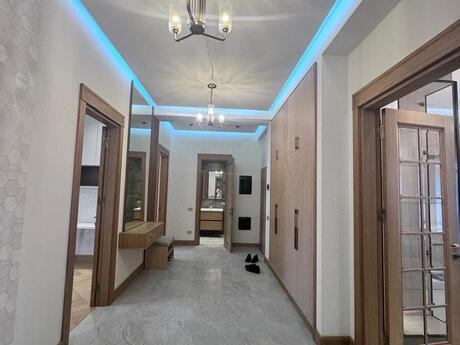 Объявление №6086432 - Баку, пос. Аг шехер, 4-комн., 140 м², 6/7 этаж