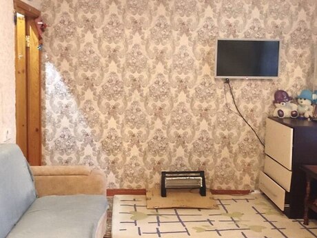 2 otaqlı köhnə tikili - Xalqlar Dostluğu m. - 40 m²