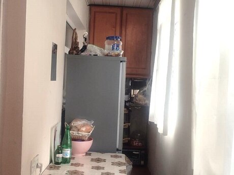 2 otaqlı köhnə tikili - Xalqlar Dostluğu m. - 40 m²