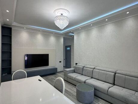 3 otaqlı köhnə tikili - Nizami m. - 85 m²