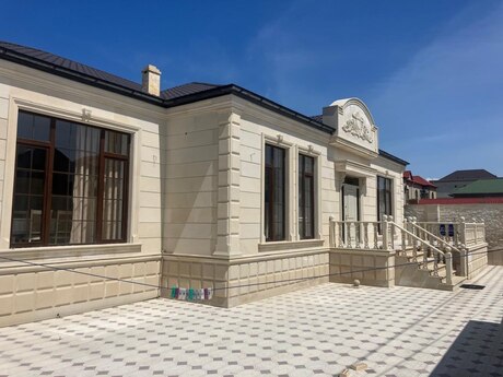 4 otaqlı həyət evi/bağ evi - Sumqayıt - 270 m²