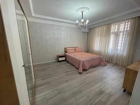 4 otaqlı yeni tikili - Şah İsmayıl Xətai m. - 170 m²