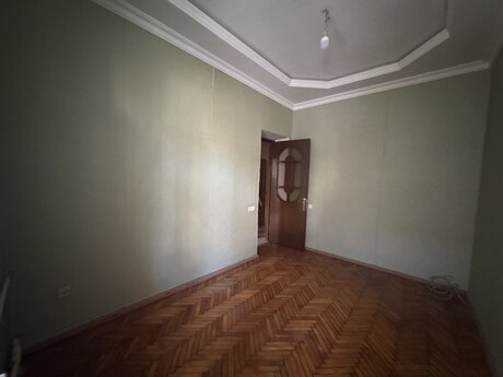 3 otaqlı ofis - Elmlər Akademiyası m. - 70 m²