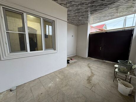4 otaqlı həyət evi/bağ evi - Binəqədi q. - 120 m²