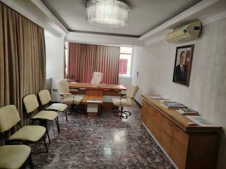 7-комн. офис - Насиминский  р. - 250 м²