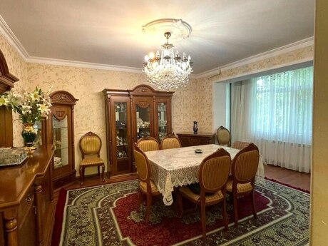 4 otaqlı köhnə tikili - Nəsimi m. - 120 m²