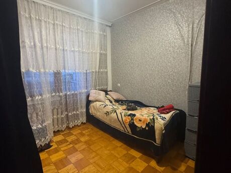 4 otaqlı köhnə tikili - Xalqlar Dostluğu m. - 90 m²