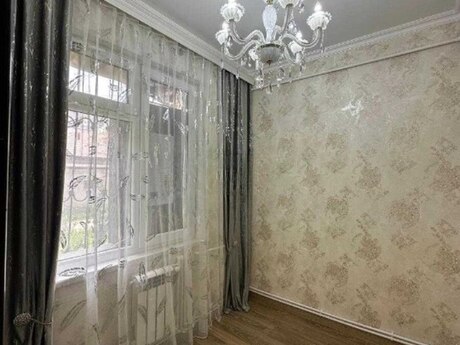 2 otaqlı köhnə tikili - 20 Yanvar m. - 35 m²