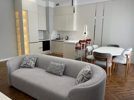 2 otaqlı yeni tikili - Ağ şəhər q. - 80 m²