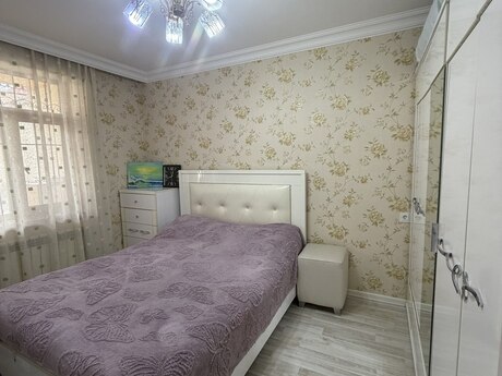 3 otaqlı həyət evi/bağ evi - Qaraçuxur q. - 100 m²