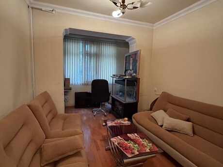 3 otaqlı ofis - Əhmədli m. - 68 m²