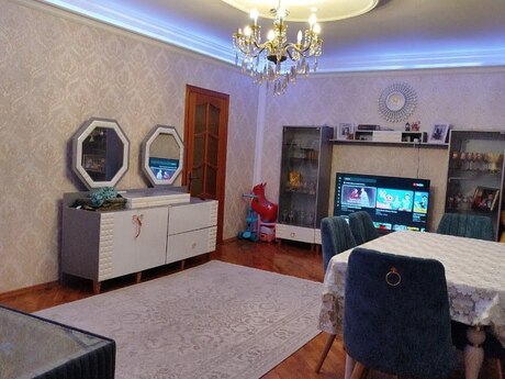 4 otaqlı köhnə tikili - Qaraçuxur q. - 110 m²