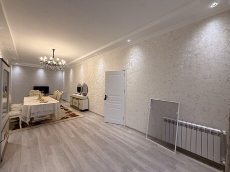 5 otaqlı həyət evi/bağ evi - Lökbatan q. - 210 m²