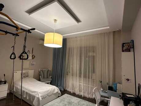 4 otaqlı yeni tikili - Nizami m. - 215 m²