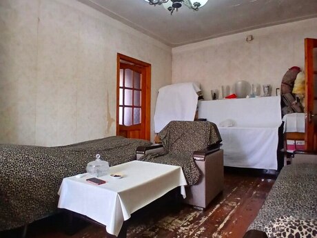 2 otaqlı köhnə tikili - Nəriman Nərimanov m. - 50 m²