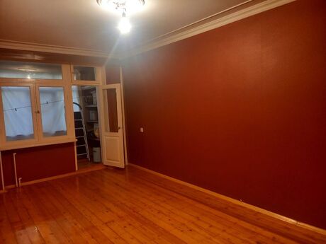 5 otaqlı köhnə tikili - Qara Qarayev m. - 110 m²