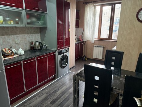 3 otaqlı köhnə tikili - Qara Qarayev m. - 50 m²