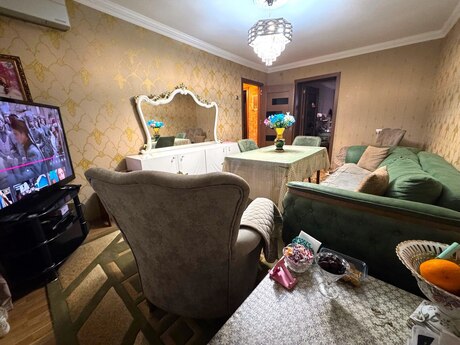 3 otaqlı köhnə tikili - Neftçilər m. - 65 m²