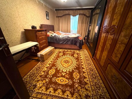 3 otaqlı köhnə tikili - Neftçilər m. - 65 m²