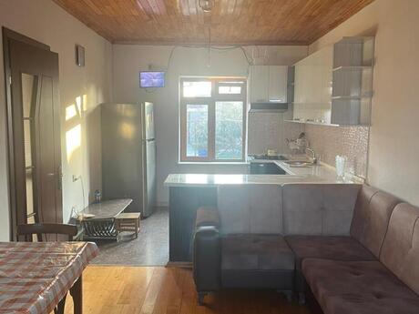 3 otaqlı həyət evi/bağ evi - Qala q. - 85 m²