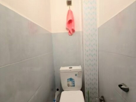 2 otaqlı köhnə tikili - Lökbatan q. - 57 m²