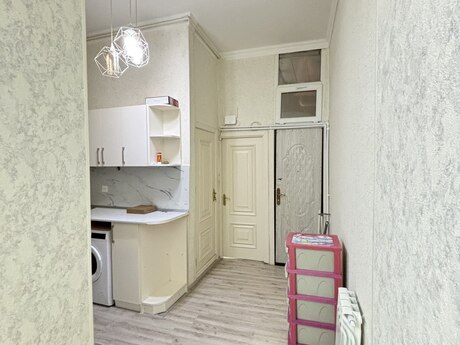 2 otaqlı köhnə tikili - Nizami m. - 40 m²