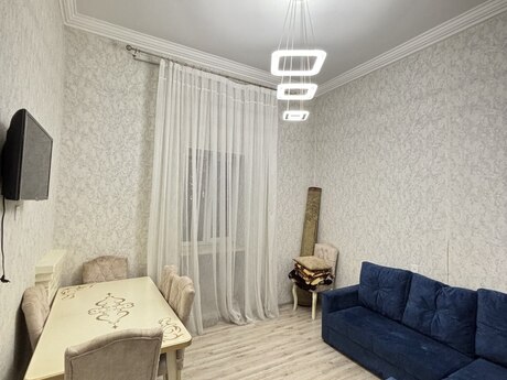 Elan №6086865 - Bakı, Nizami m., 2 otaqlı, 40 m², 2/3 mərtəbə
