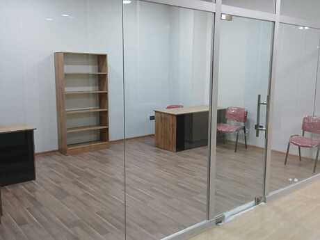 1 otaqlı ofis - 28 May m. - 24 m²